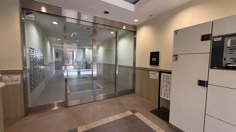 エントランスホール