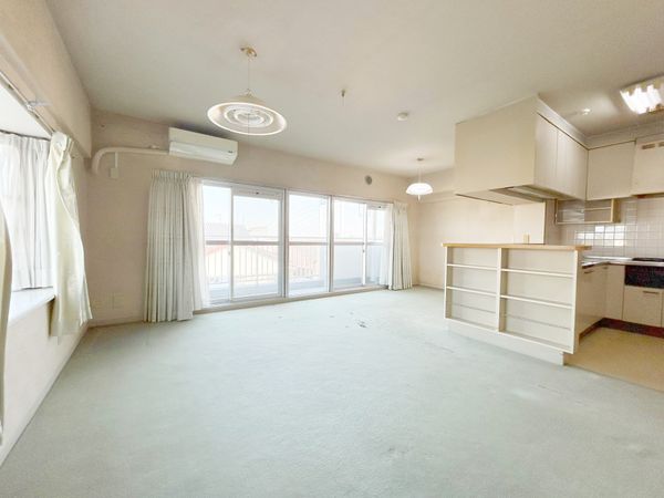 府中多摩川通り住宅 1号棟 リビング リビング