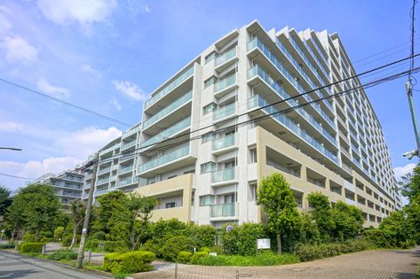 エフユニバース 外観