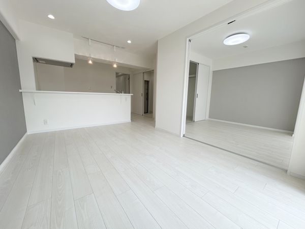 ニューライフマンション武蔵野台 B棟 リビング