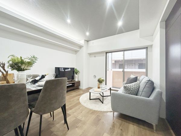 レーヴステージ府中緑町 リビング