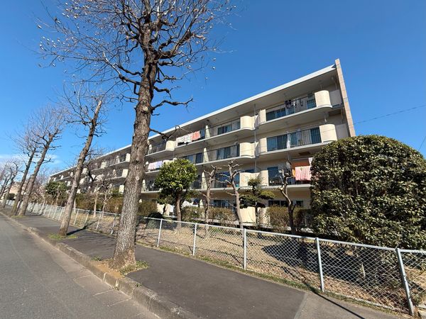 ニューライフマンション武蔵野台 E棟 外観 ニューライフマンション武蔵野台 E棟 外観