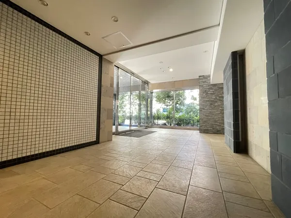 エントランスロビー