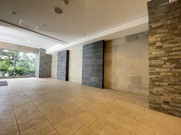 エントランスロビー