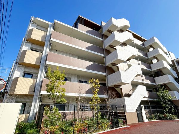 アンビシャス府中武蔵野台 外観