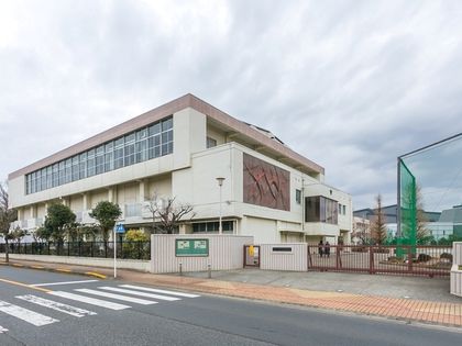 ファインスクエア府中緑町グラン 浅間中学校(約110m) 浅間中学校(約110m)