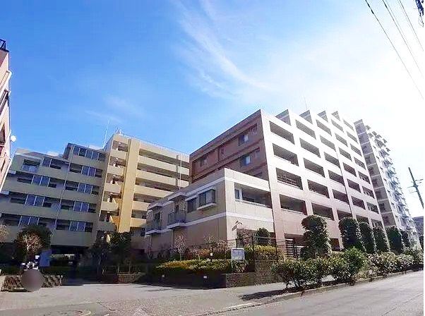 ライオンズガーデン府中是政 外観