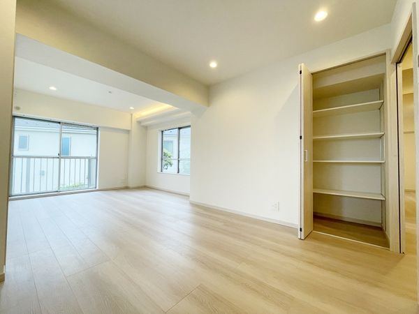 ライオンズマンション府中 室内