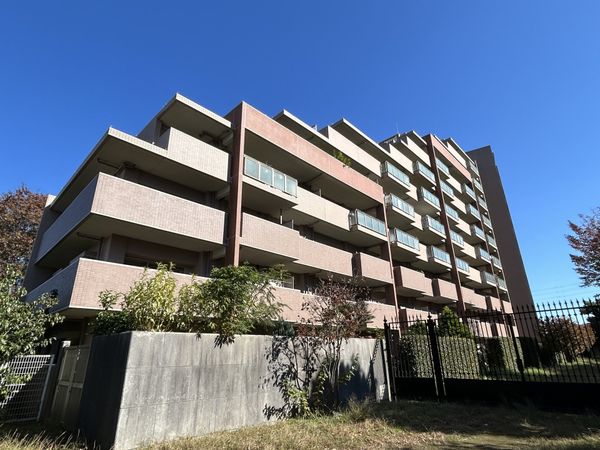 エルフォレスト ガーデンウイング棟 外観