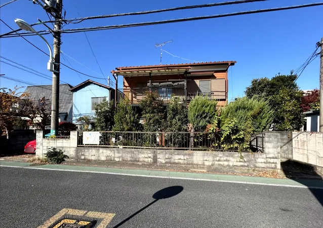 南西角地につき陽当り・通風良好です。