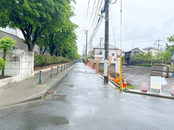 世田谷区北烏山9丁目 土地 3区画 前面道路含む外観 世田谷区北烏山9丁目 土地 3区画 前面道路含む外観