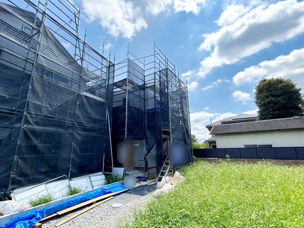 狛江市中和泉3丁目 新築戸建 4号棟 前面道路含む外観