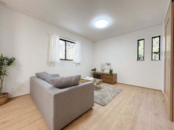 三鷹市新川4丁目 新築戸建 リビング 三鷹市新川4丁目 新築戸建 リビング