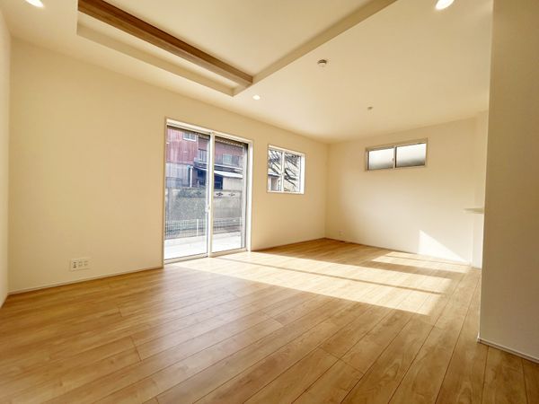 三鷹市北野3丁目 新築戸建 リビング