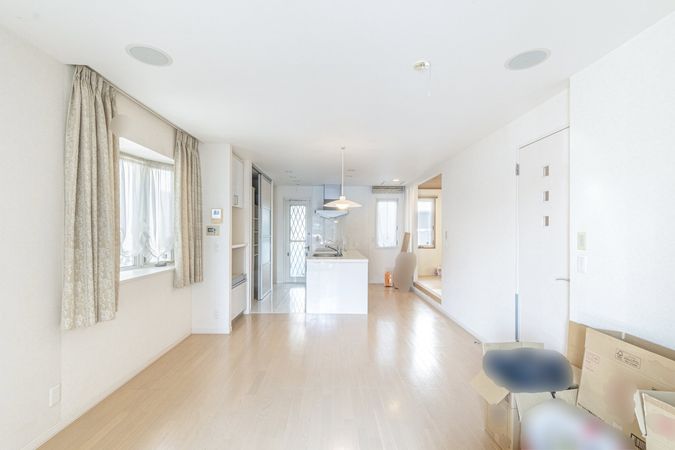 日野市栄町3丁目 戸建 リビング