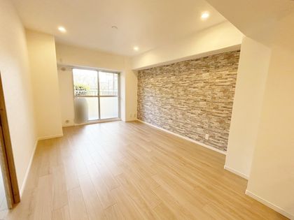 日商岩井北烏山マンション リビング