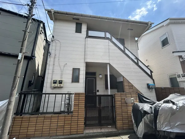 京王線「つつじヶ丘」駅　徒歩9分、一棟アパートオーナーチェンジ物件。スーパー・コンビニが徒歩5分圏内にあり生活の利便性良好です。