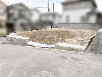 旭が丘1丁目 土地 前面道路含む外観