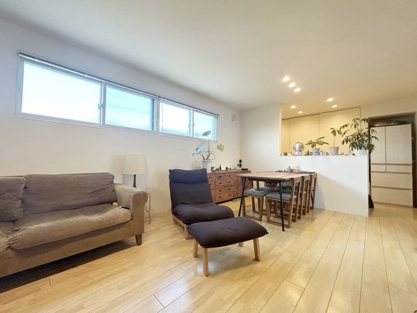 小山1丁目 戸建 リビング