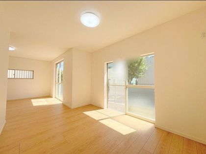 天が岡 戸建 リビング