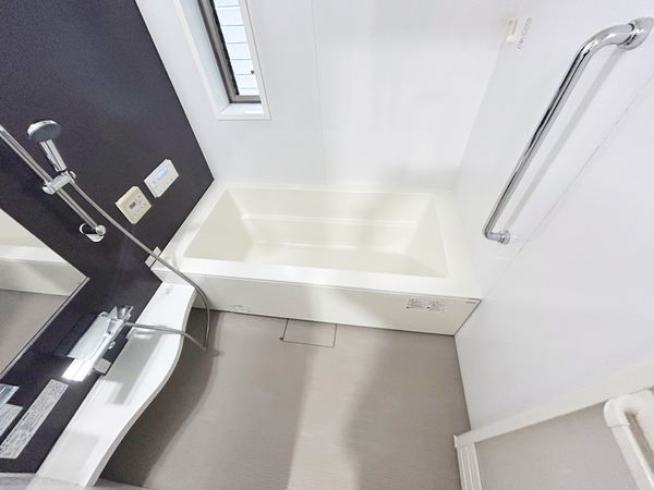 玉津町出合 戸建 バス