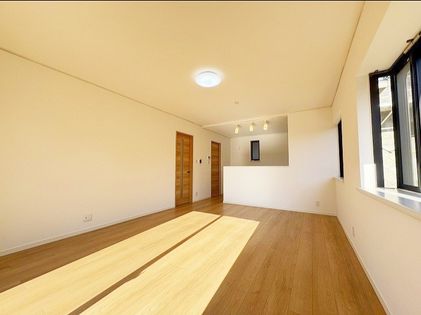 多聞台1丁目 戸建 リビング