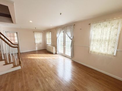 井吹台西町3丁目 戸建 リビング