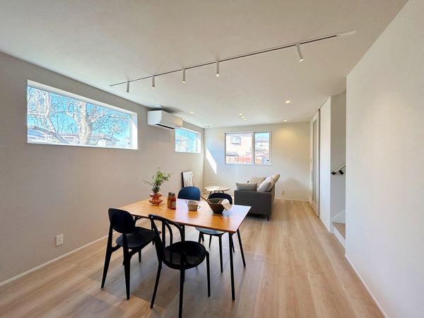 福吉台2丁目 戸建 リビング