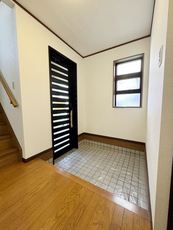 樫野台3丁目 戸建 玄関 樫野台3丁目 戸建 玄関