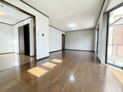 樫野台3丁目 戸建 リビング