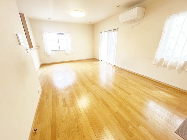 魚住町中尾 戸建 リビング