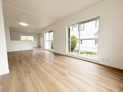 狩場台2丁目 戸建 リビング