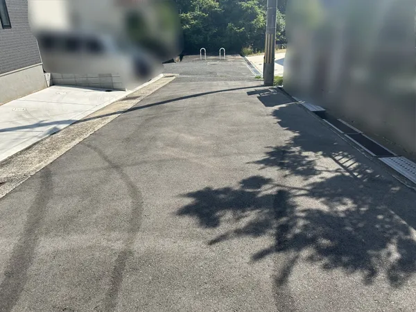 前面道路(北西側)