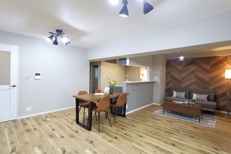 エルタウン学園1 101号棟 リビング