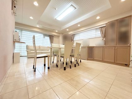 アーサヒルズ E棟 エントランス