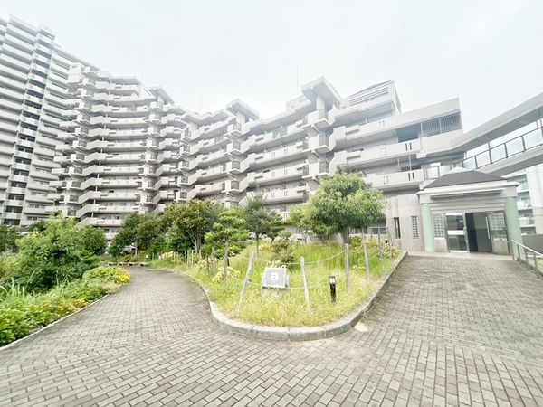 ネクステージ西神中央 B棟 外観 ネクステージ西神中央 B棟 外観