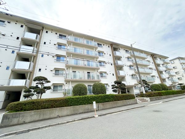 名谷14団地 53号棟 外観 名谷14団地 53号棟 外観