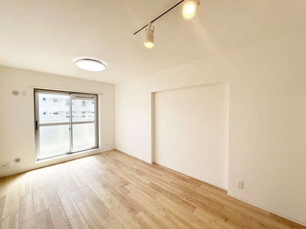 名谷8団地 38号棟 リビング