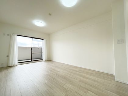 グレーシイ須磨アルテピア3番街 2期棟 リビング