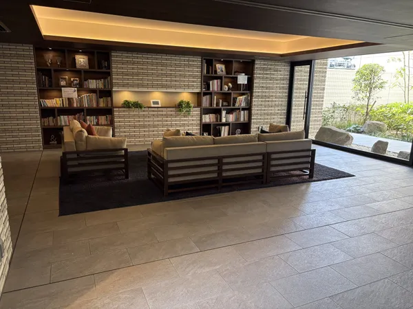 1階部分【ブックラウンジ】