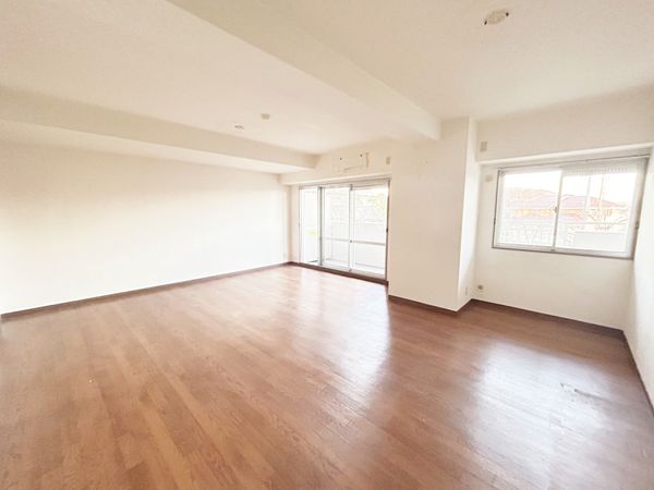 オークスクエア西神中央 8番館 リビング