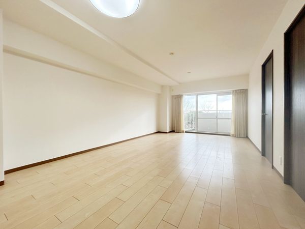 オークスクエア西神中央 7番館 リビング