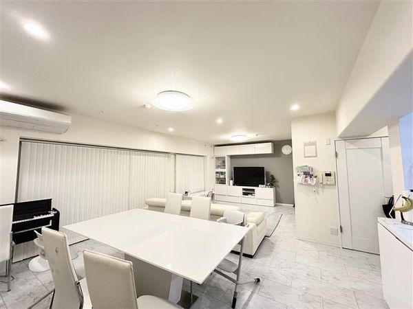 アバンドーネ西神春日台 3号棟 リビング アバンドーネ西神春日台 3号棟 リビング