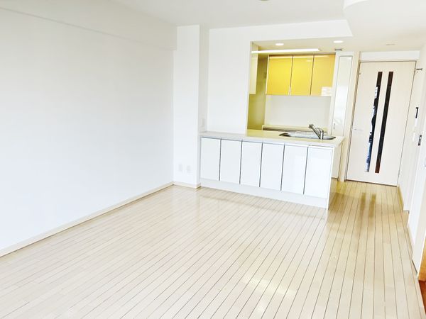 プレシア西神南 リビング