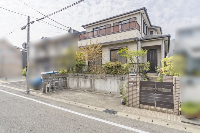 森南町2丁目 古家付き土地 前面道路含む外観