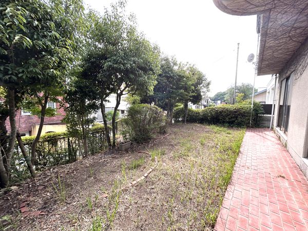 西岡本7丁目 戸建 庭 西岡本7丁目 戸建 庭