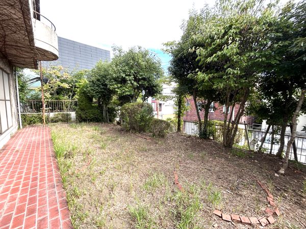 西岡本7丁目 戸建 庭 西岡本7丁目 戸建 庭