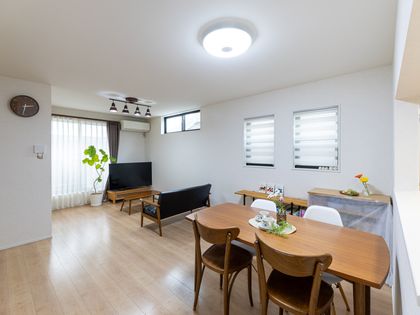 本山北町5丁目 戸建 リビング