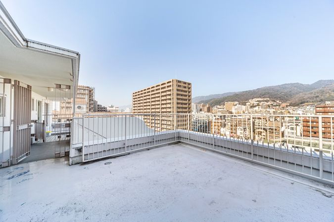 本山ロイヤルマンション バルコニー 本山ロイヤルマンション バルコニー