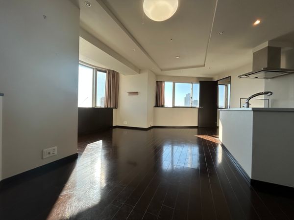 グラン・ブルー神戸本山 リビング グラン・ブルー神戸本山 リビング